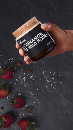 Cinnamon & wild honey on my face or in my cereal, same result: pure joy, zero guilt, maximum glow. 🍯✨ #EdibleSkincare #Skingourmet #CinnamonHoney