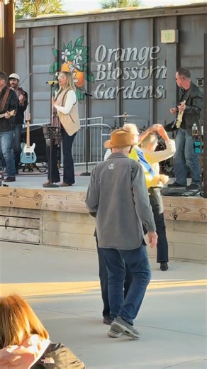 “Guitars, Cadillacs” by Hayfire @ Sawgrass Grove | THE VILLAGES Florida COMMUNITY INFORMATION