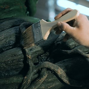 See how talented filmmakers brought Professor Sprout’s greenhouse to life! 🌱 The new set is a permanent addition to the Studio Tour and will open on 1st July. ✨ | Warner Bros. Studio Tour London