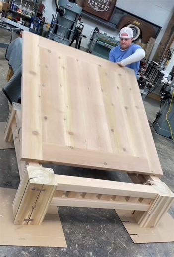 Giant Coffee Table Project for Your Home