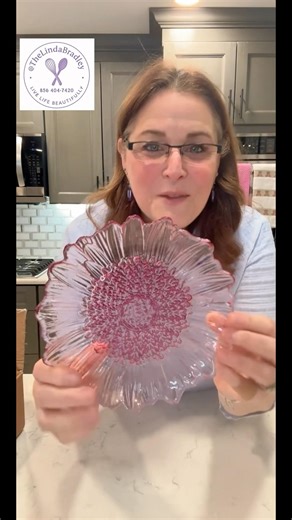 HURRY! Princess House put these pink glass dishes on sale while supplies last! #princesshouse