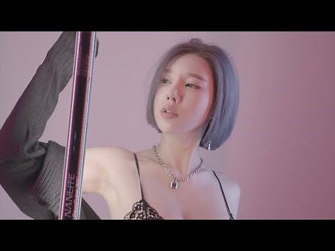 입던지 벗던지 하나만해 가디건을 Racingmodel 송주아