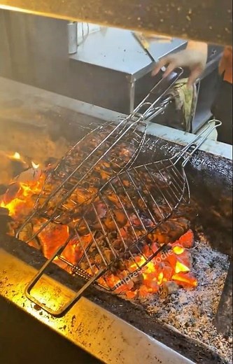 Ultimate Street BBQ Experience – Mouthwatering Grilled Perfection