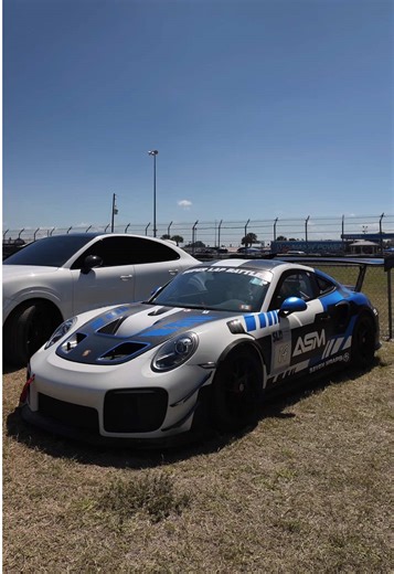 Love the aggressive aero package on the #gt2rsclubsport it’s pure racecar #porsche #porsche911 #porschegt2rs #porschegt2rsclubsport #porscheturbo