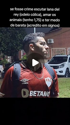 Vinícios Ribeiro on Instagram: "Predam-me por tal delito 😔💔🥀 #vinicin #odeiocolica #machismonão"