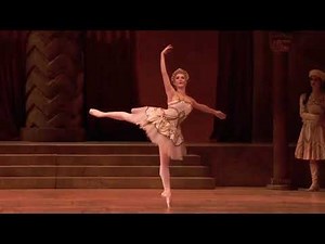 RAYMONDA - Daydreams Variation’s (Claire Calvert - Royal Ballet)