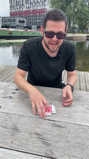 Clever card trick with a simple secret