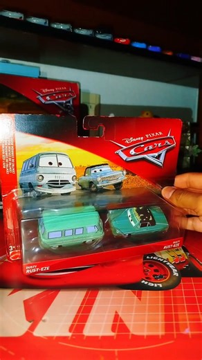 Eduardo Ibarra on Instagram: "Dusty y Rusty Rust-eze de Cars y Mattel 2018 #carsdisney #mexico #fyp"