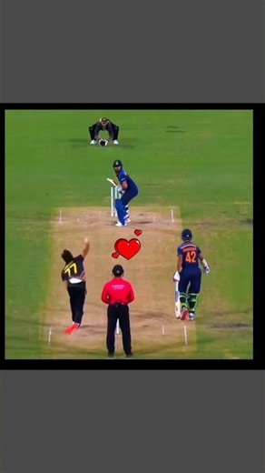 किंग👑 कोहली का खतरनाक🔥 शॉट – गेंद सीधा स्टैंड में! #cricket #shorts #viratkohli