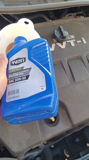 How to add engine oil to your car