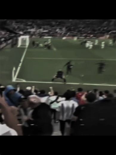 Kilian Mbappé: 1 vs 11 Impressive Showdown