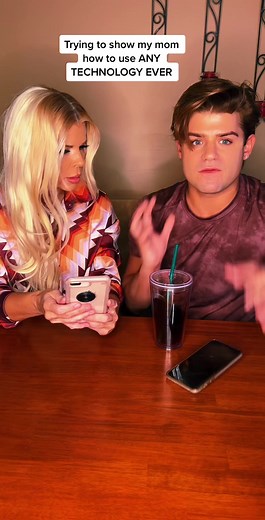 Guide to Teaching Parents How to Use Technology