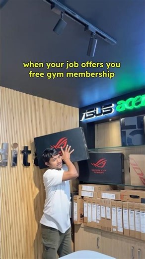 lifting barbells? we lift laptops, monitors and more 🏋️‍♂️💪#muditastore #buyfrommudita