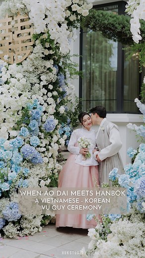 When Ao dai meets Hanbok – two bridal looks in one Vu quy ceremony 🇻🇳🇰🇷 Being the bride of a Vietnamese – Korean couple, Eliza represented the quintessence of both country’s traditional costumes – Ao dai and Hanbok. This meaningful intertwinement of cultures was a fitting gesture to beautifully honor both Eliza and Jason’s heritage and family. Take a closer look at our bride’s elegant looks in their Vu quy ceremony! Planning, concept design and coordination: @theplannersvn Photography: @huks