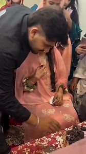 569K views · 11K reactions | #WanwunMagic #KashmiriShaadiVibes #KashmirRituals #KashmiriMelodies #WeddingInKashmir #KhandarSong #KashmiriCeremony #WanwunMoments #KashmirLove #KashmiriSingingTradition #WeddingWanwun #KashmiriFolkSongs #KashmirFestivities #ShaadiInKashmir | cricket | Facebook