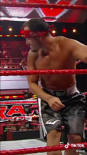 Hornswoggle in a Boxing Match?! 🥊🥊