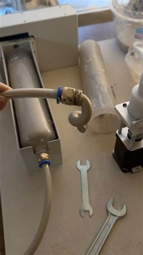 How to empty your clay barrel on the Tronxy Moore 2 Pro ceramic printer #ceramic3dprinting