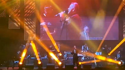 105K views · 3.6K reactions | Rubén Albarrán celebrando junto a la Big Band Jazz de México su 25 aniversario, con esta versión de "El Puñal y el Corazón" Praga Produccion Audiovisual Luxury Night | ROCK De Tu Idioma | Facebook