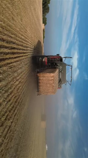 #poahhh #baling #farming #tractor #agriculture