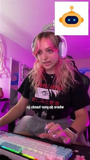 beginner pc players vs now #gamer #pcgamer #egirl #GamerGirl #fyp #noob #shorts