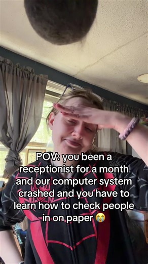 Receptionist Learns Paper Check-in After System Crash