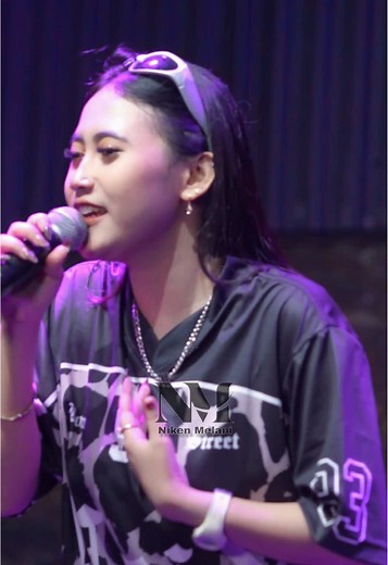 Rilisss Jam 10 Nantii di Chanel Yutub Kuuuuu