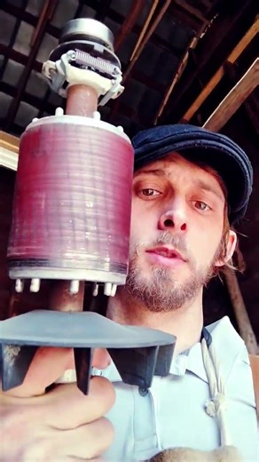 Armature removal # electric motor # air compressor #bearing #repairing #shoprenovation #repair