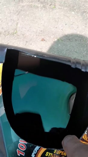 Follow on that Merc W204 Car is stuck between park and drive car won't start. only a litre of oil we found in the gearbox VGS plate is damaged.