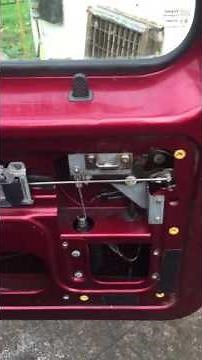 Discovery 1 Land Rover tailgate lock