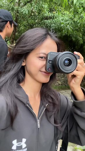 Canon R50 review: Why creators love the EOS R50