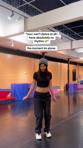 kidding. day 2 of breakdance lessons. complete beginner 😵‍💫😵‍💫 felt pretty proud of myself here heh