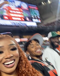 dymondsflawless on Instagram: "ITS ALL ABOUT THE 🙌🏽🧡💚 @univmiami"