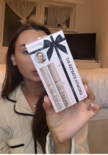 Effective Lash and Brow Growth Serum Recommendations