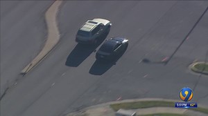 Police search for 2 suspects after chasing stolen car into Matthews