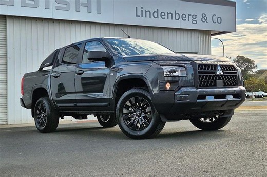 Mid-spec 2025 Mitsubishi Triton GLX-R slots into range - carsales.com.au