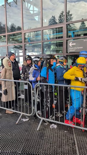 Dobre wiadomości dla narciarzy! Kolejne stacje rozpoczynają sezon #narty #zima2025 | Radio Kraków