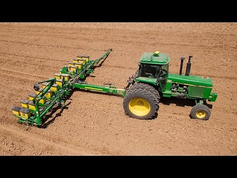 New 12-Row Planter - John Deere 1760