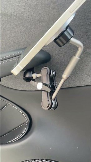 Transform Your Tesla with This MagSafe Phone Mount! 🚗📱 #Tesla #PhoneMount #magsafe #teslacar