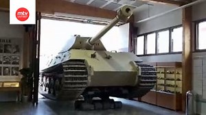 Natsi-Saksan järkälemäinen panssarivaunu vierailee Suomessa – tältä näyttää harvinainen Tiger II -tankki