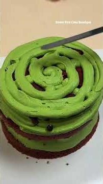 Today's immersive experience~ Matcha Raspberry Crepe Roll Cake