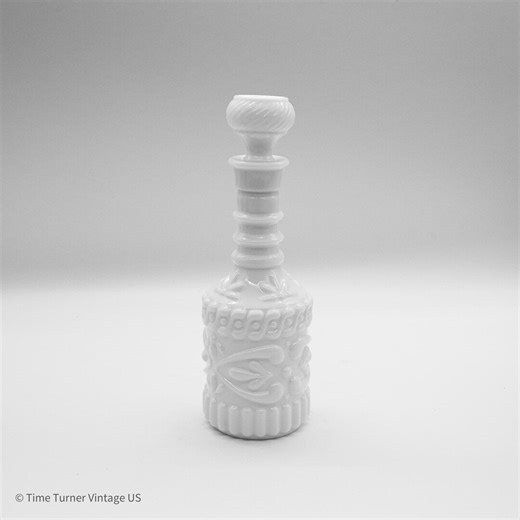 Vintage Jim Beam White Glass 1969 Whiskey Decanter | Retro Liquor Bottle | Mid Century Barware |bar Cart Bourbon Bottle |milk Glass Decanter - Etsy