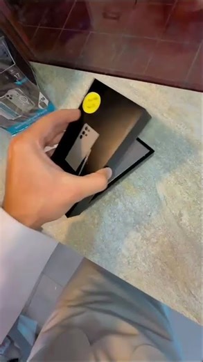 السامسونج فتح وانت لسه مشتريته #الايطالي_للاتصالات #smartphone #اكسبلور