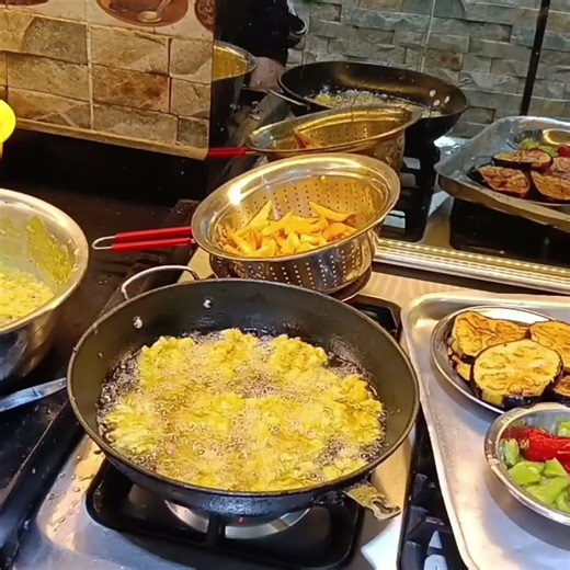 الموضوع سهل بس هي تكه صغيره تعالي أقولك عليها القرنبيط المقرمش باقل عدد بيض