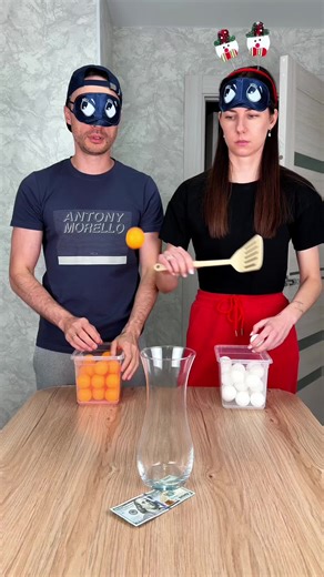 Ping & Win (@jdcouplebattle)’s videos with Monkeys Spinning Monkeys - Kevin MacLeod & Kevin The Monkey