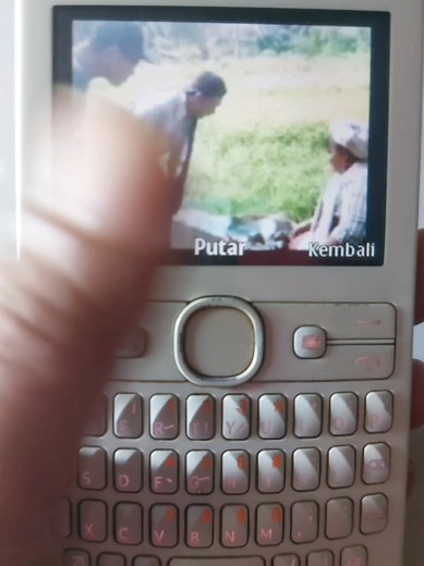 Membalas @nazzafvnky_ #nokia #funny #fyp