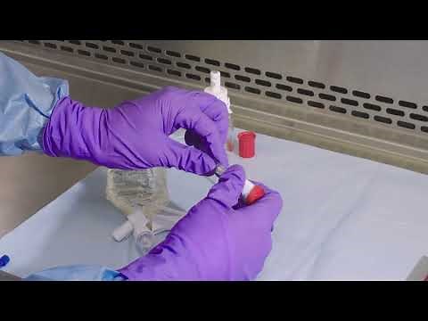 Preparing an IV Bag Using an EQUASHIELD Secondary Set