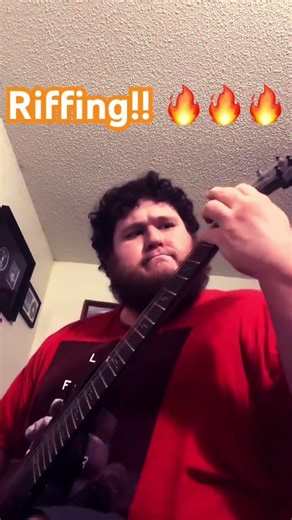 Some Riffing!! Excuse my derp guitar face 😂