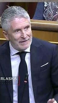 1,650,000 immigrants could be regularized. Marlaska knew this a month ago and calls it a hoax. C 10