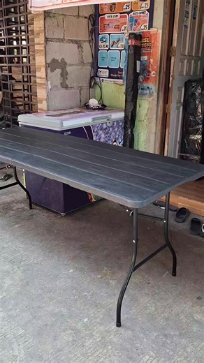 Affordable Table Covers for Small Businesses