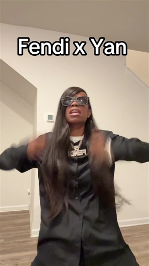 @Yan !!!!! I’ll come to Philly Tuesday !!!! Let’s get it goin #yan #fendi #chicago #philly